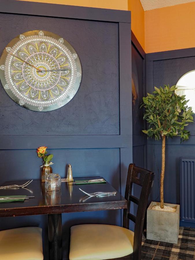 The Old Cross Inn Blairgowrie and Rattray Экстерьер фото
